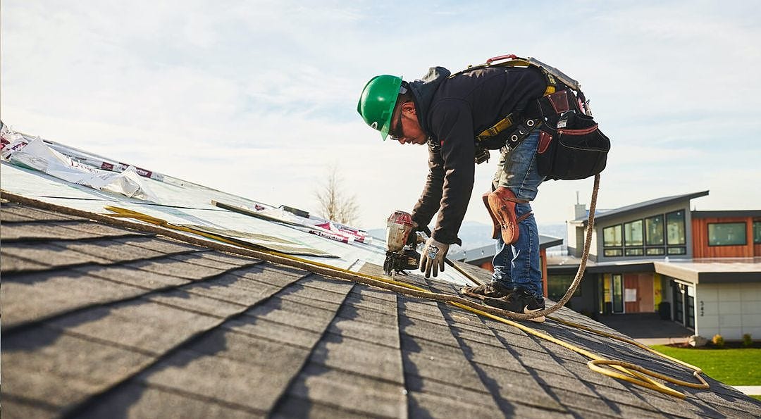 Signs It's Time for a New Roof: The Ultimate Guide to Roof Replacement